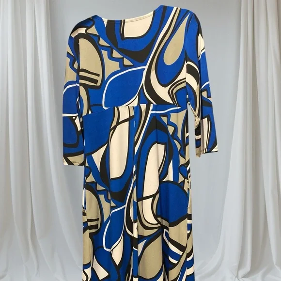 Bisou Bisou Elegant Black Dress - Picture 6 of 9